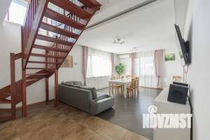 Дом 200м², 2-этажный, посуточно,