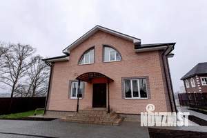 Дом 340м², 3-этажный, посуточно,