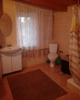Дом 40м², 2-этажный, на длительный срок,
