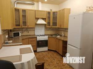 Коттедж 200м², 3-этажный, на длительный срок,