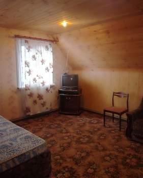 Дом 40м², 2-этажный, на длительный срок,