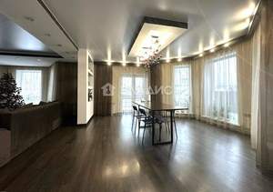 Дом 311м², 2-этажный, участок 7 сот.