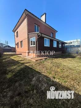 Коттедж 194м², 2-этажный, участок 7 сот.