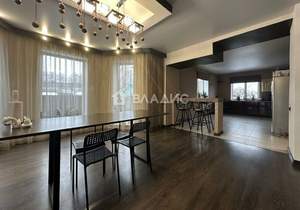 Дом 311м², 2-этажный, участок 7 сот.