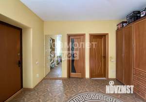 Коттедж 145м², 2-этажный, участок 7 сот.