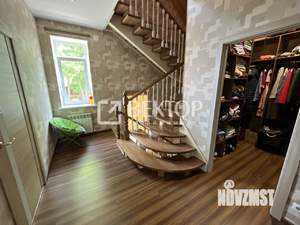 Дом 169м², 3-этажный, участок 5 сот.