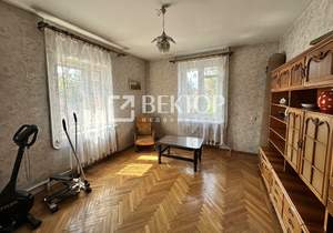 Дом 358м², 3-этажный, участок 7 сот.