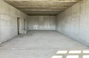 Дом 1300м², 3-этажный, участок 14 сот.