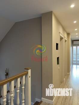 Дом 270м², 2-этажный, участок 6 сот.