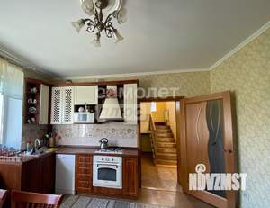 Коттедж 145м², 2-этажный, участок 7 сот.