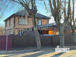 Дом 230м², 2-этажный, участок 8 сот.