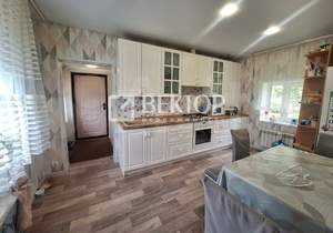 Дом 93м², 2-этажный, участок 7 сот.