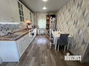 Дом 93м², 2-этажный, участок 7 сот.