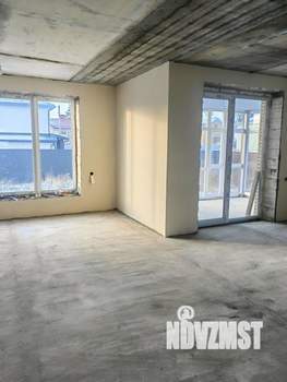 Коттедж 210м², 2-этажный, участок 10 сот.