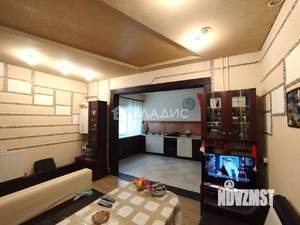 Дом 220м², 2-этажный, участок 7 сот.