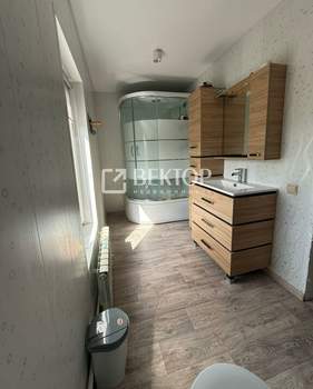 Дом 126м², 2-этажный, участок 6 сот.