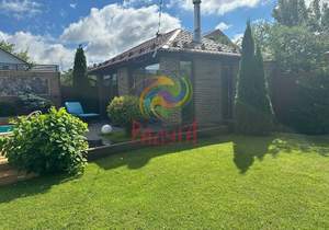 Дом 547м², 3-этажный, участок 7 сот.