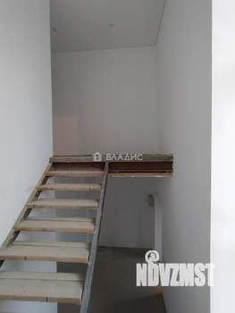 Дом 201м², 2-этажный, участок 9 сот.