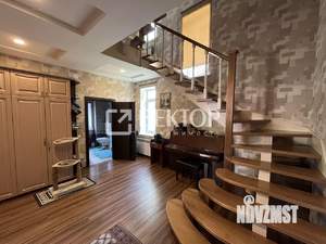 Дом 169м², 3-этажный, участок 5 сот.