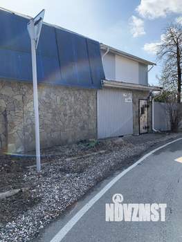 Коттедж 210м², 2-этажный, участок 7 сот.