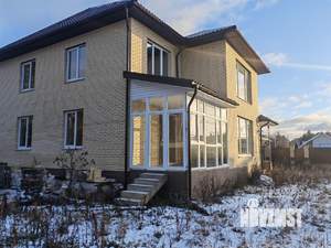 Коттедж 210м², 2-этажный, участок 10 сот.