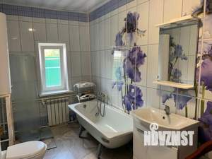 Дом 196м², 2-этажный, участок 8 сот.