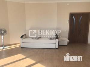 Коттедж 194м², 2-этажный, участок 7 сот.