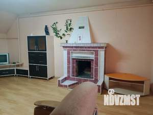 Коттедж 200м², 3-этажный, на длительный срок, 