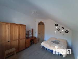 Дом 200м&sup2;, 3-этажный, посуточно, 