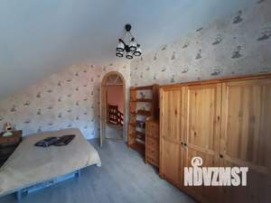 Дом 200м&sup2;, 3-этажный, посуточно, 