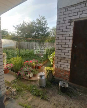 Дом 100м&sup2;, 2-этажный, участок 3 сот.  