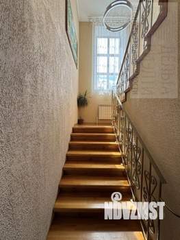 Коттедж 160м², 2-этажный, участок 6 сот.  