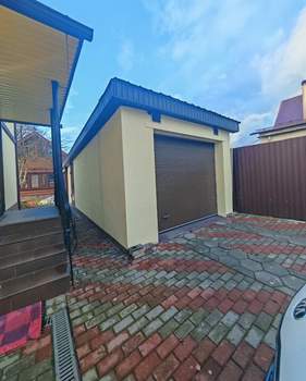 Дом 240м², 2-этажный, участок 9 сот.  