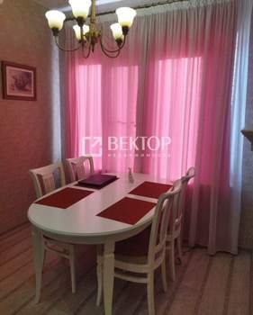 Дом 150м², 2-этажный, участок 6 сот.  