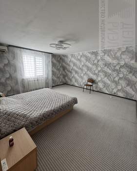 Дом 160м², 2-этажный, участок 6 сот.  