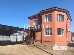 Коттедж 194м², 2-этажный, участок 7 сот.  