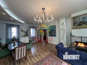 Дом 328м², 2-этажный, участок 9 сот.  