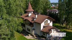 Коттедж 613м², 3-этажный, участок 50 сот.  