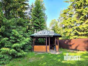 Коттедж 203м², 2-этажный, участок 15 сот.  