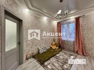 Дом 180м², 2-этажный, участок 5 сот.  