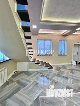 Коттедж 170м², 2-этажный, участок 6 сот.  
