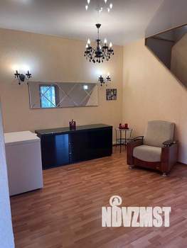 Коттедж 174м², 2-этажный, участок 5 сот.  