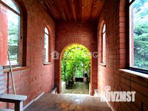 Дом 358м², 2-этажный, участок 7 сот.  