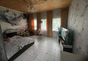 Дом 60м², 2-этажный, участок 6 сот.  