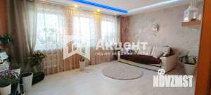 Коттедж 180м², 2-этажный, участок 6 сот.  