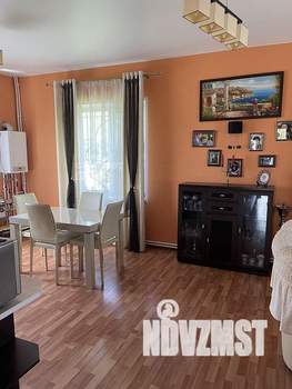 Коттедж 174м², 2-этажный, участок 5 сот.  