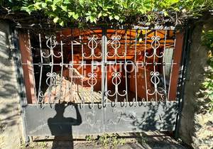 Дом 358м², 3-этажный, участок 7 сот.  