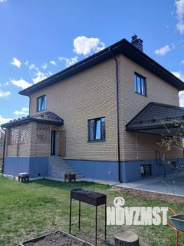 Коттедж 250м², 3-этажный, участок 6 сот.  
