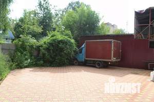 Коттедж 320м², 3-этажный, участок 5 сот.  