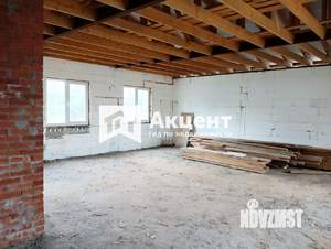 Дом 282м², 3-этажный, участок 6 сот.  